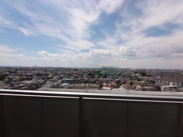 谷塚コリーナライオンズタワー