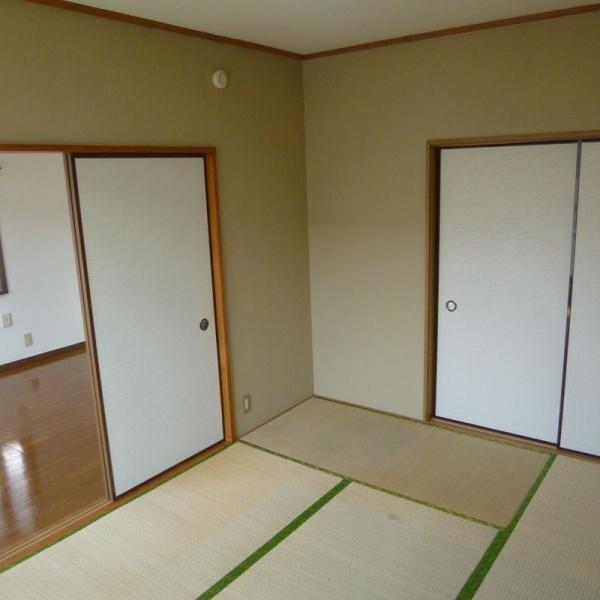 ラピス草加　(旧　榮ハイツ）