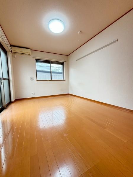 草加市住吉２丁目のアパート