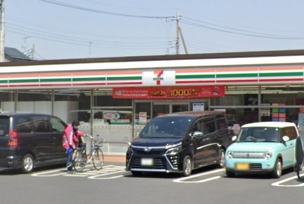 ウイングロード(セブンイレブン草加北谷2丁目店)