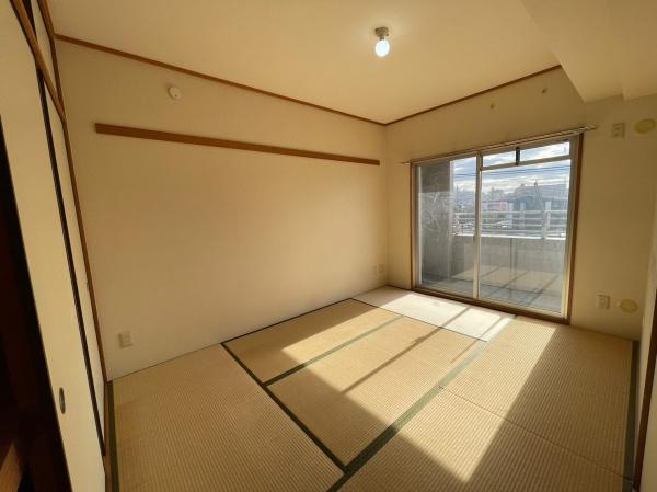 コーポレート草加旭町　2号棟