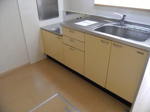 ローズタウン小山