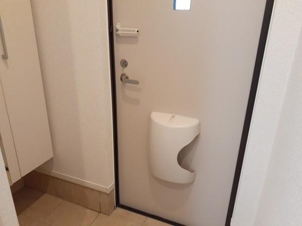 アサヒ・レジデンスVI(玄関)