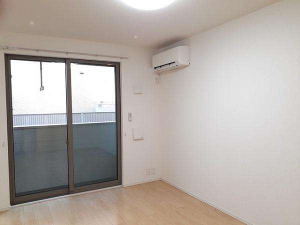 アサヒ・レジデンスVI(洋室)