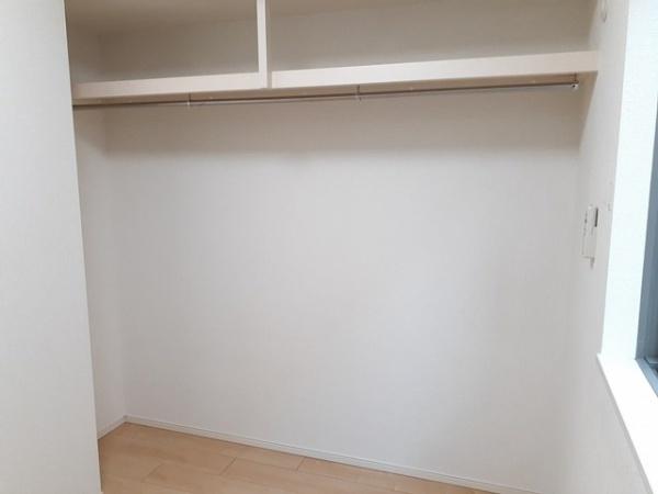 アサヒ・レジデンスVI(収納)