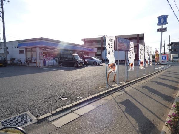 グレースセレノ小山(ローソン川口安行小山店)