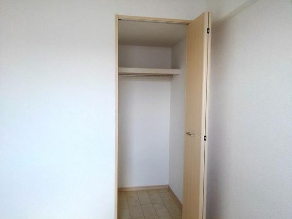 ベル　セゾンＢ