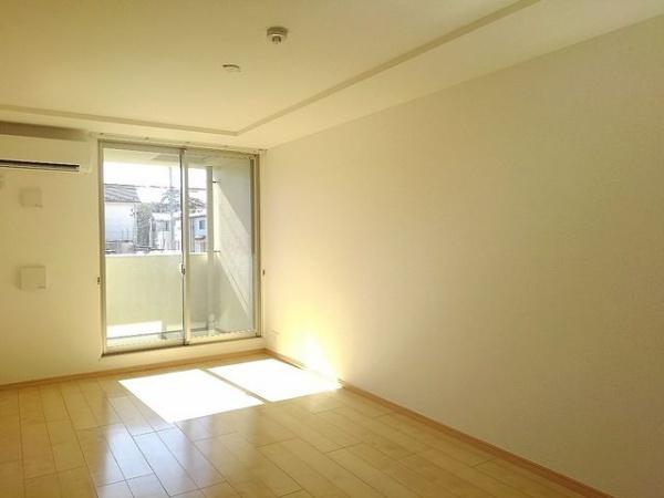 ベル　セゾンＢ