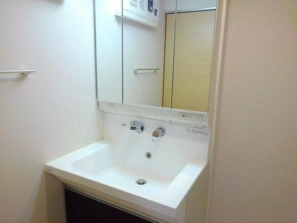 ベル　セゾンＢ