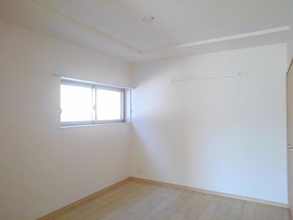 ベル　セゾンＢ