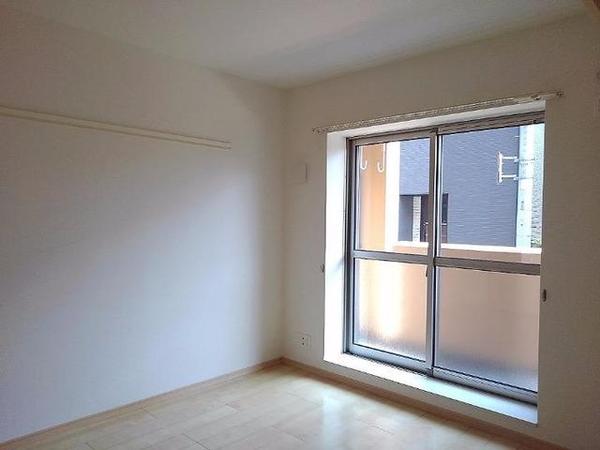 リズ　センティア　B