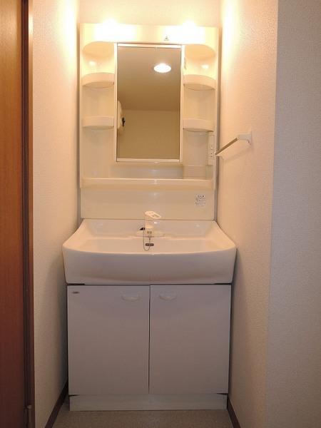 ケント・ハウスＡ