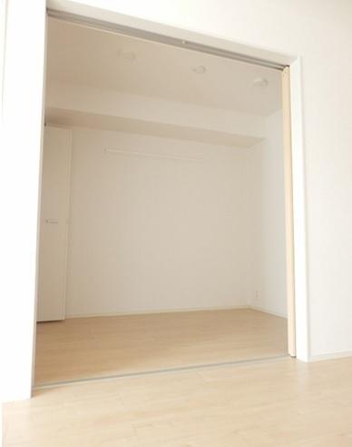 BLESS草加松原B棟