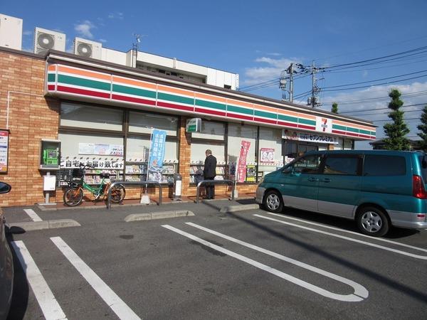 篠宮コーポ(セブンイレブン草加金明通り店)