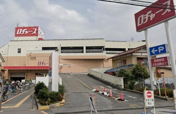 西町貸家(ロヂャース川口店)