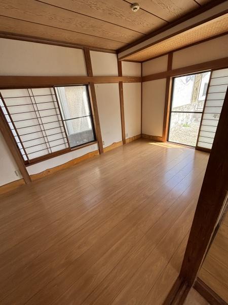 西町貸家
