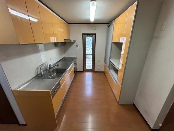 稲荷２丁目戸建