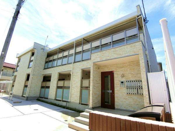 草加市草加1丁目のアパート