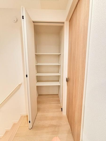 草加市吉町５丁目のアパート