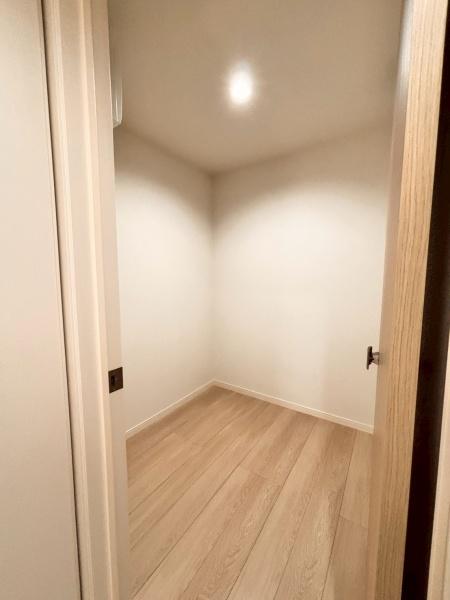 草加市吉町５丁目のアパート