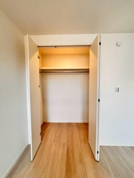 草加市吉町５丁目のアパート