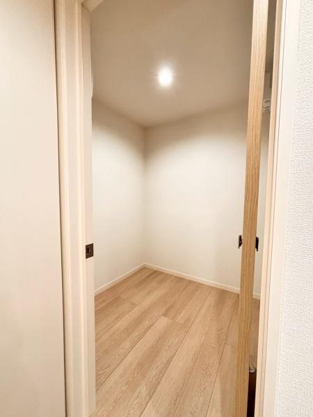 草加市吉町５丁目のアパート