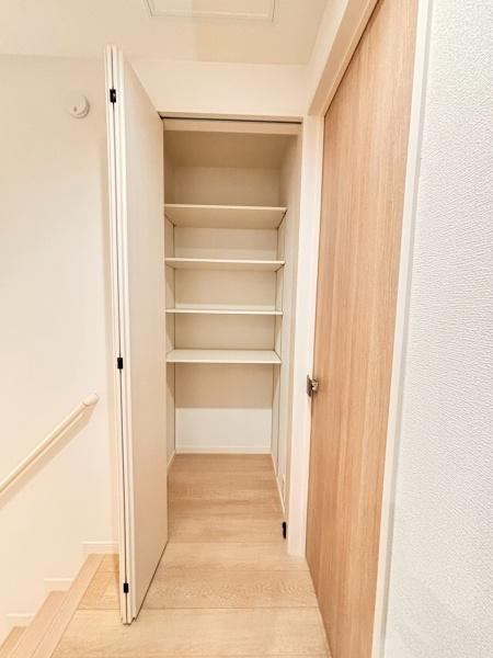 草加市吉町５丁目のアパート