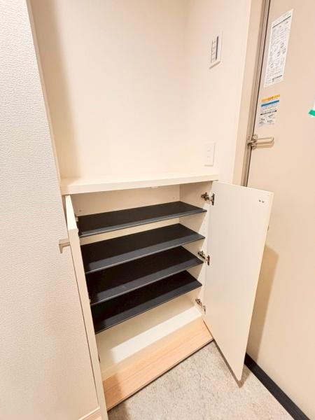草加市吉町５丁目のアパート