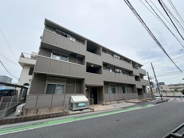 草加市神明1丁目のアパート