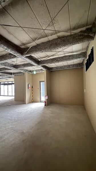 草加市氷川町の店舗（建物一部）