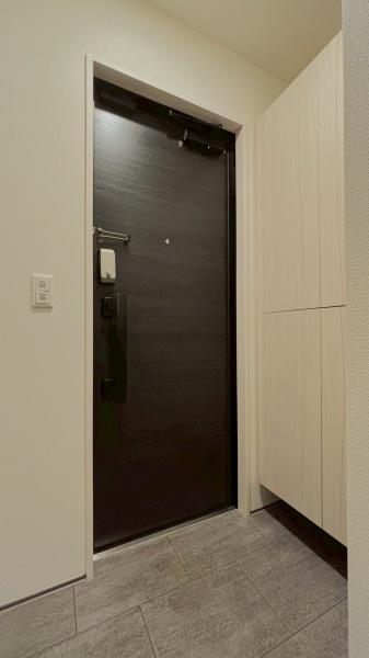 越谷市新越谷１丁目のアパート