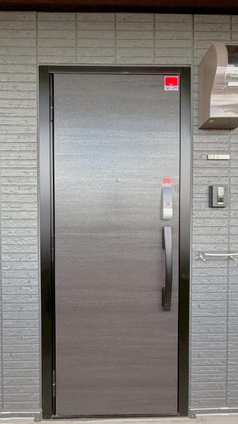 越谷市新越谷１丁目のアパート
