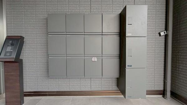 越谷市新越谷１丁目のアパート