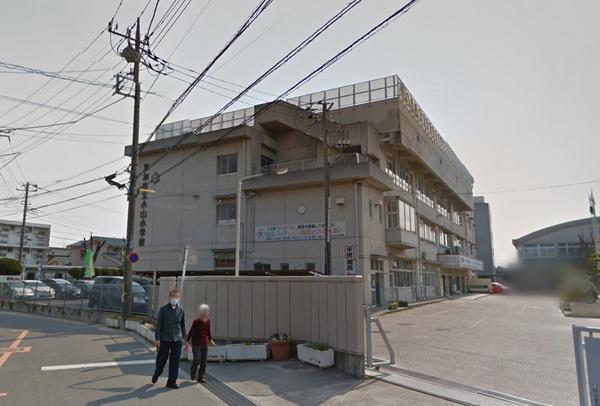 サンパレス小山(草加市立小山小学校)