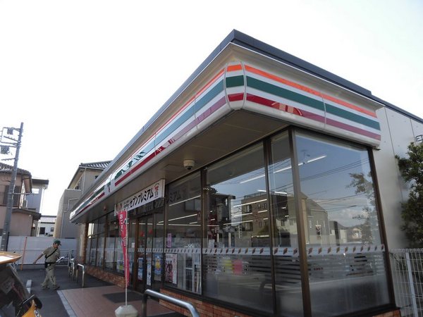 スターテラス小山(セブンイレブン草加北谷1丁目店)
