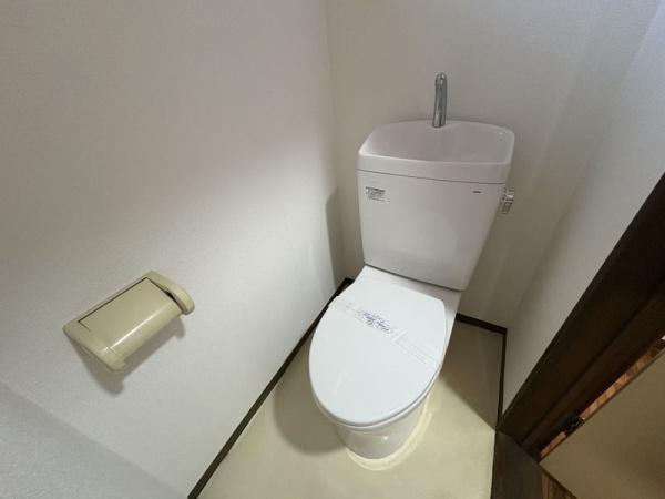 草加市北谷２丁目のアパート