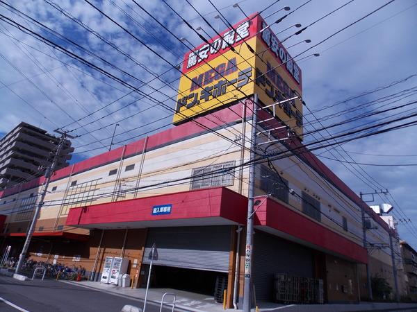 草加市栄町３丁目の事務所(MEGAドン・キホーテ草加店)