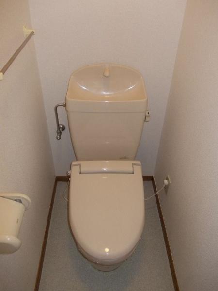 草加市新栄２丁目のアパート