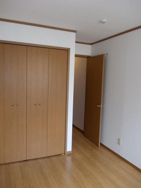 草加市新栄２丁目のアパート