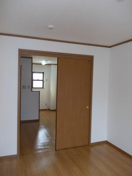 草加市新栄２丁目のアパート