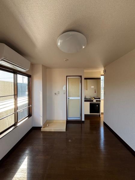 足立区南花畑４丁目のマンション