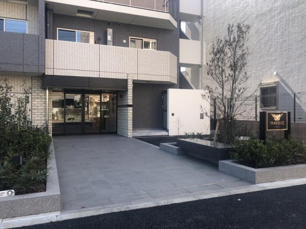 足立区六町１丁目のマンション