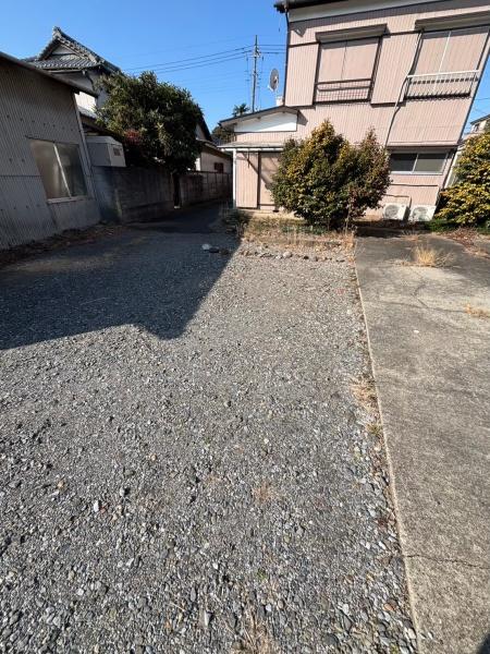 三郷市早稲田４丁目の貸家