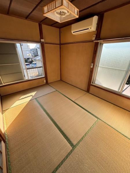 三郷市早稲田４丁目の貸家