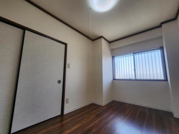島村マンション