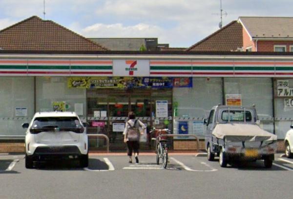レピュア竹ノ塚レジデンス(セブンイレブン足立伊興2丁目店)