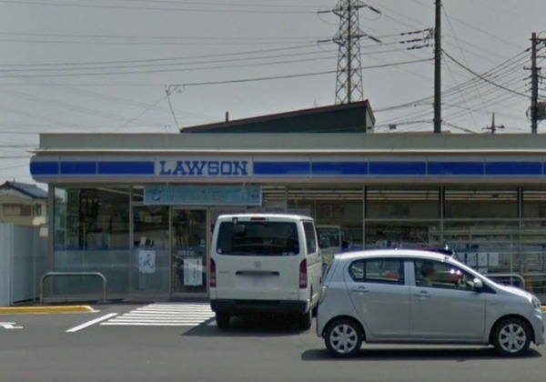 エスハイム(ローソン八潮一丁目店)