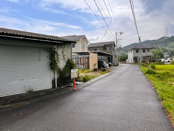 小牧市大字林　貸倉庫