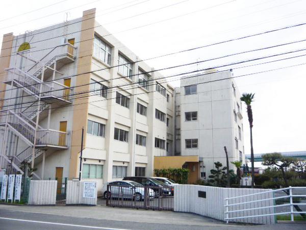 西春日井郡豊山町大字青山字神明の貸地(豊山町立新栄小学校)