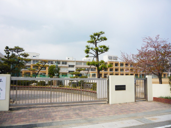 西春日井郡豊山町大字青山字神明の貸地(豊山町立豊山中学校)